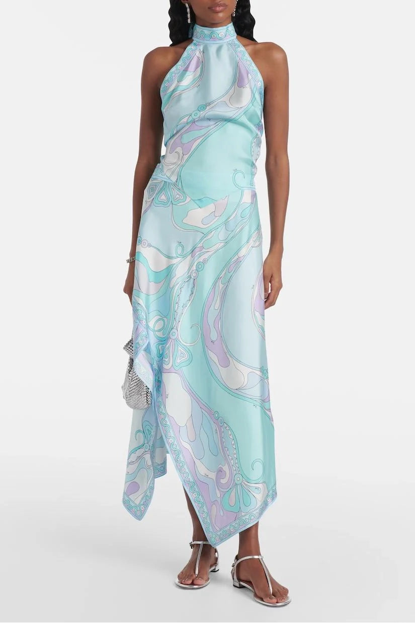 Conjunto de falda midi de cintura media con estampado de bufanda y mini top con cuello halter de satén