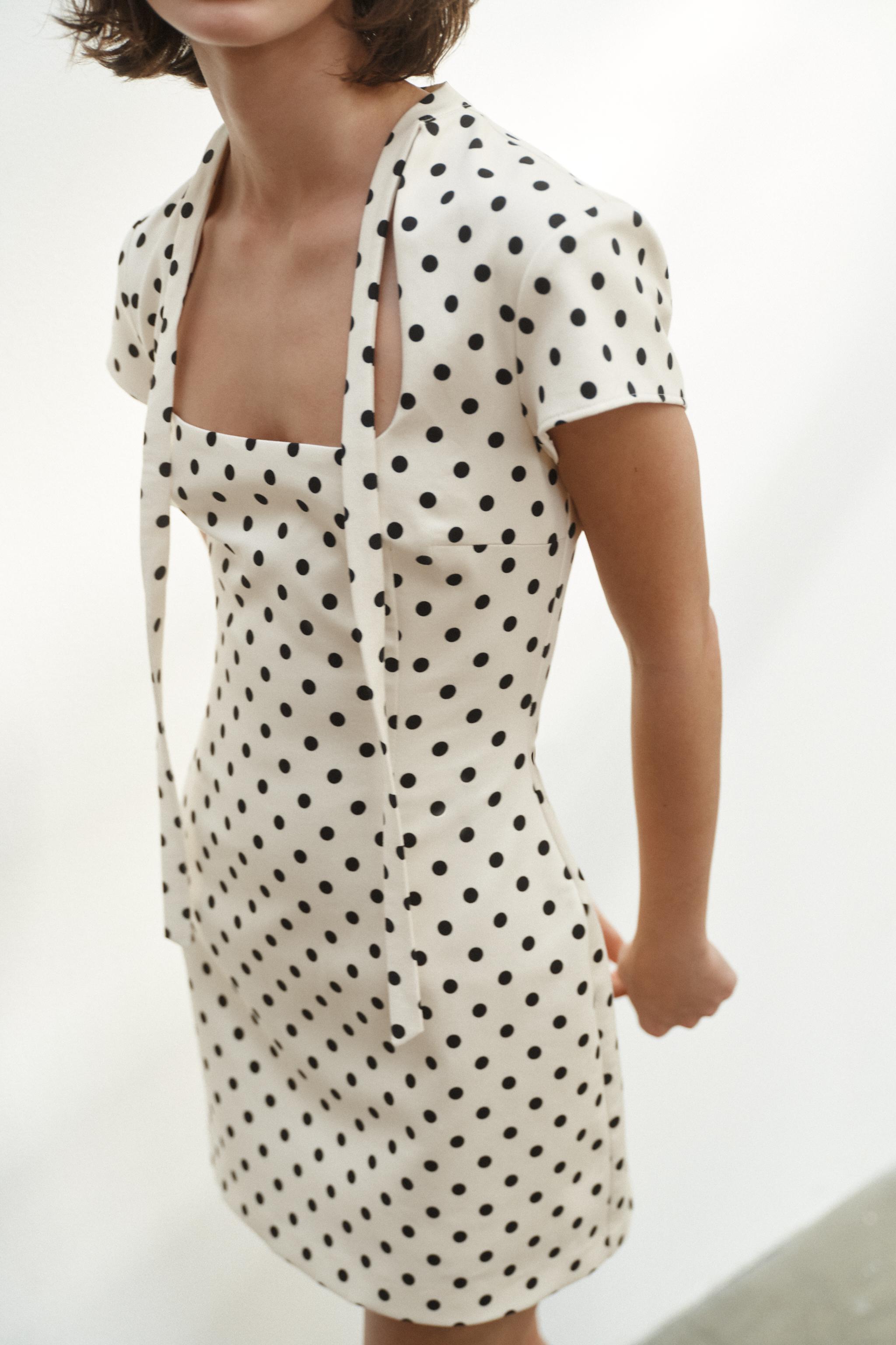Vestito Mini Bianco a Pois con Fiocco