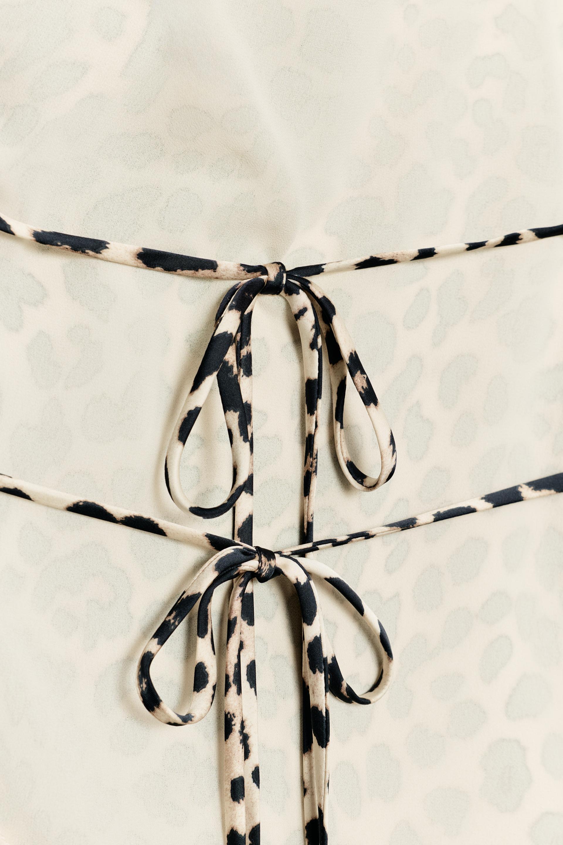 Set Top e Pantalone in Raso Animalier