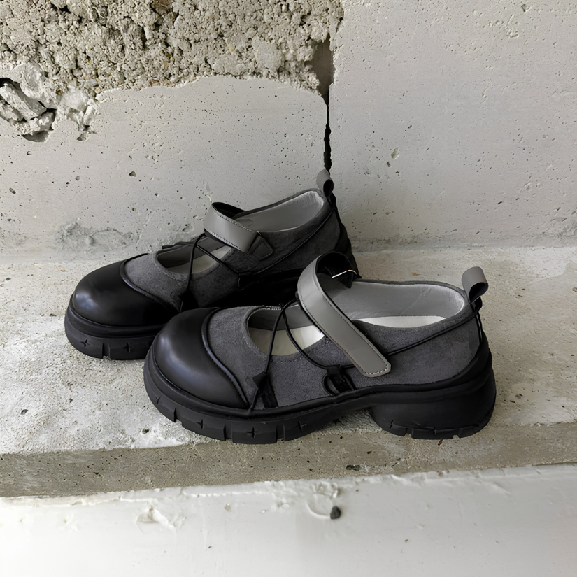 Selvani Sneaker Mary Jane