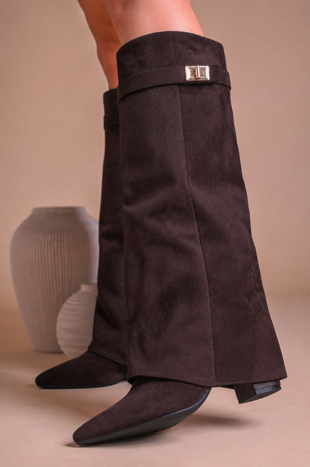 Fold Over Shark Boot - Marrone