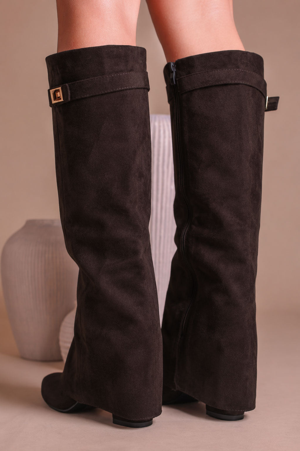 Fold Over Shark Boot - Marrone