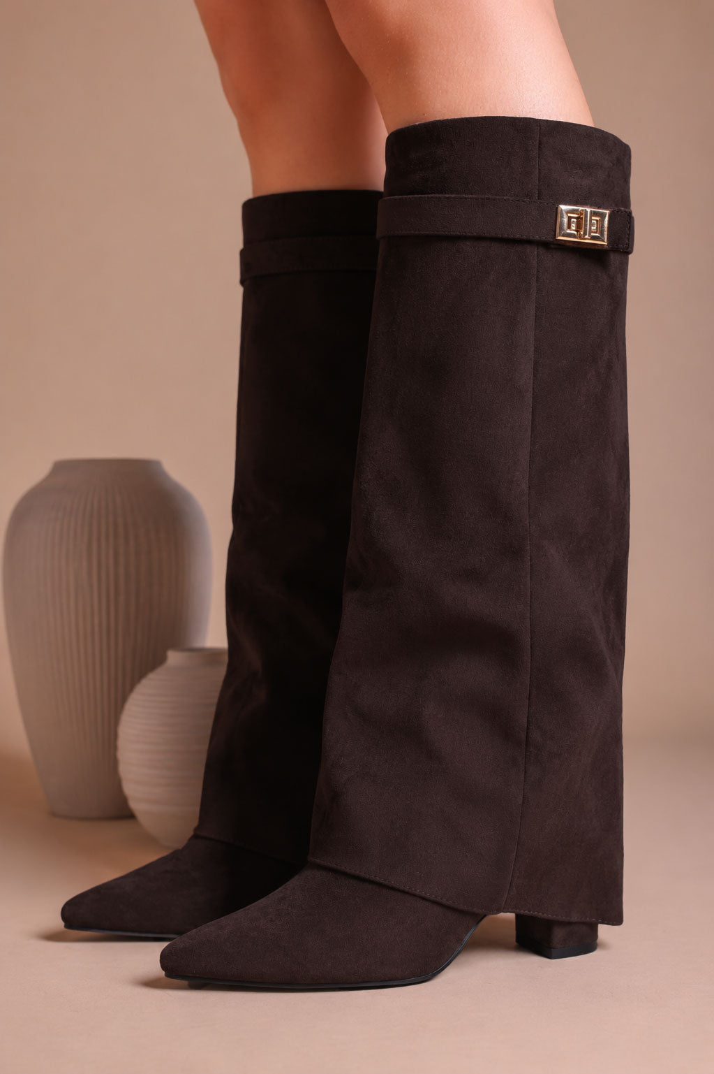 Fold Over Shark Boot - Marrone