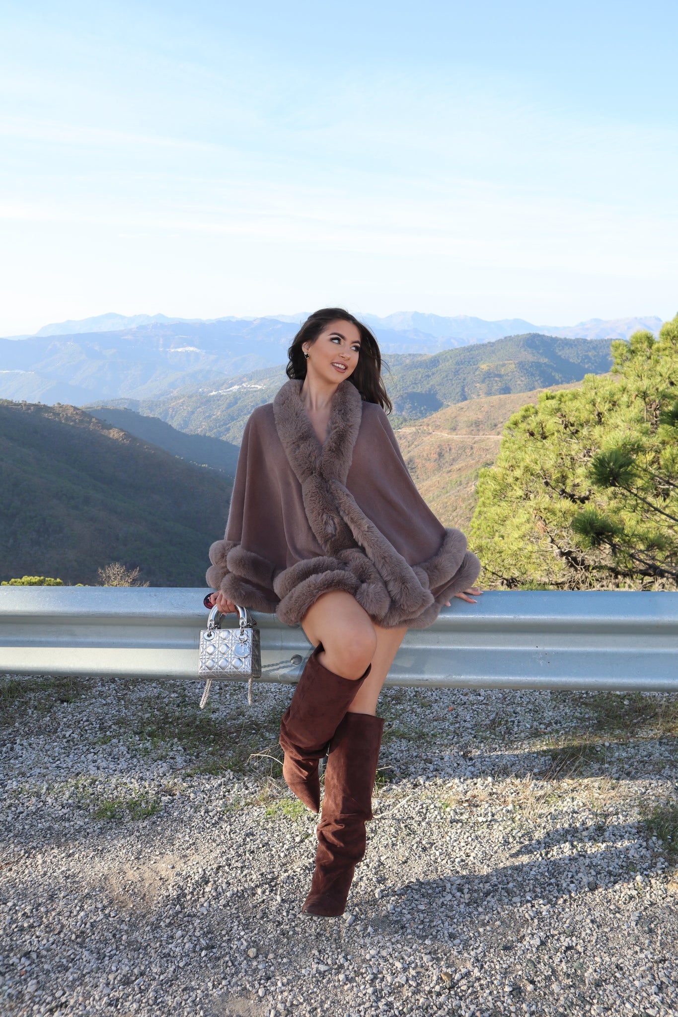VIP Faux Fur Cape - Mocha