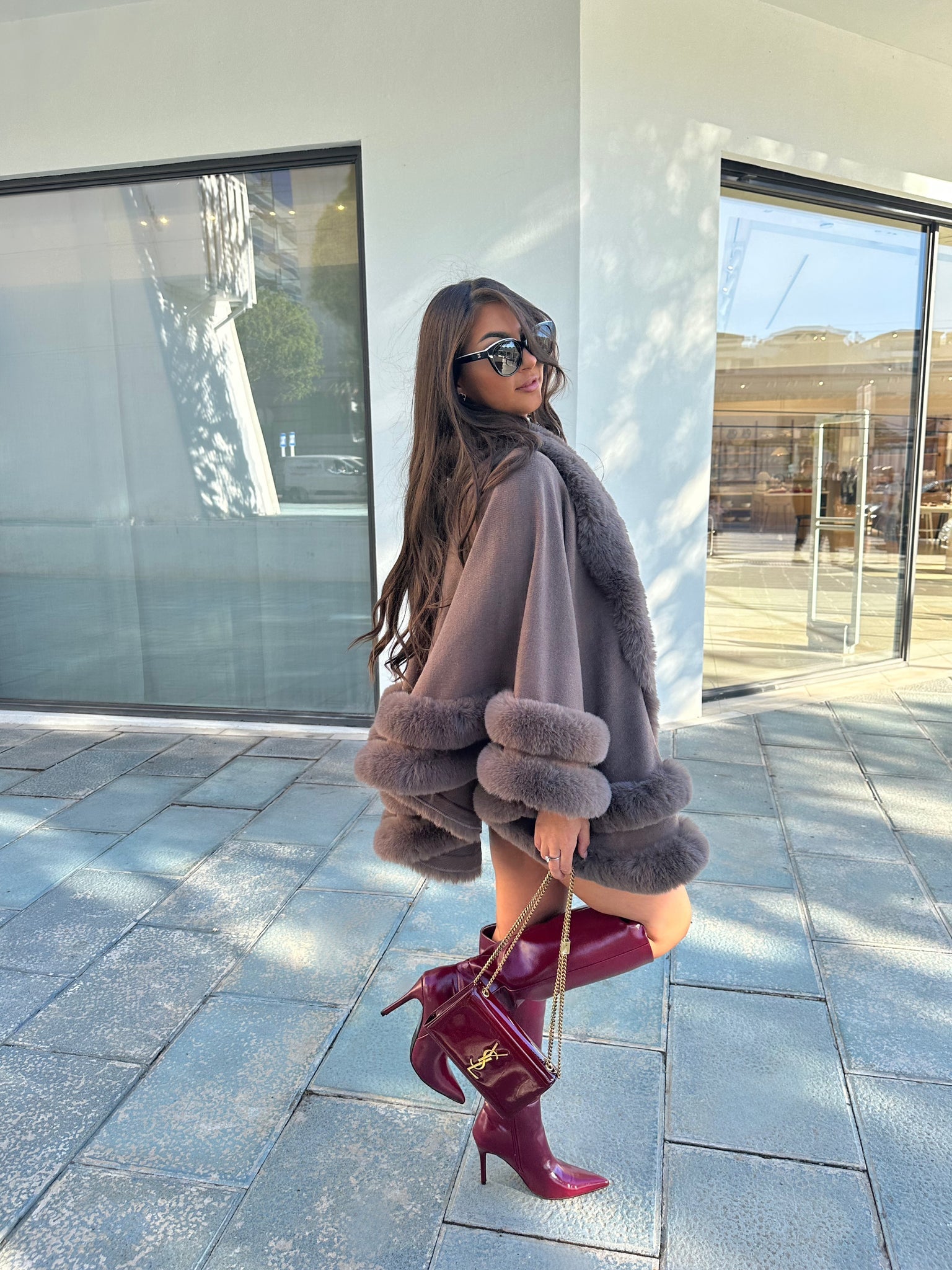 VIP Faux Fur Cape - Mocha