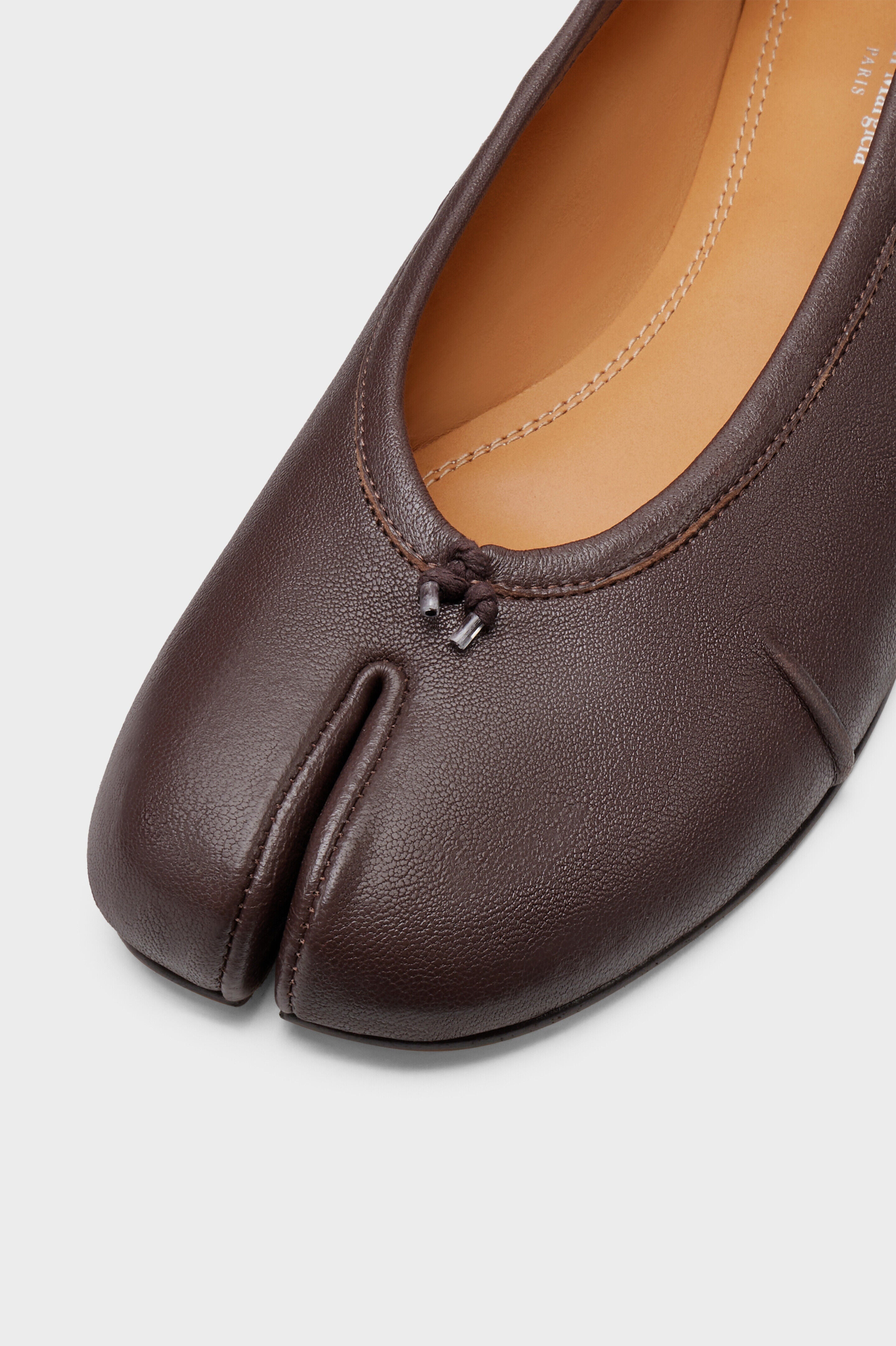 Selvara Ballerina Punta Divisa - Marrone