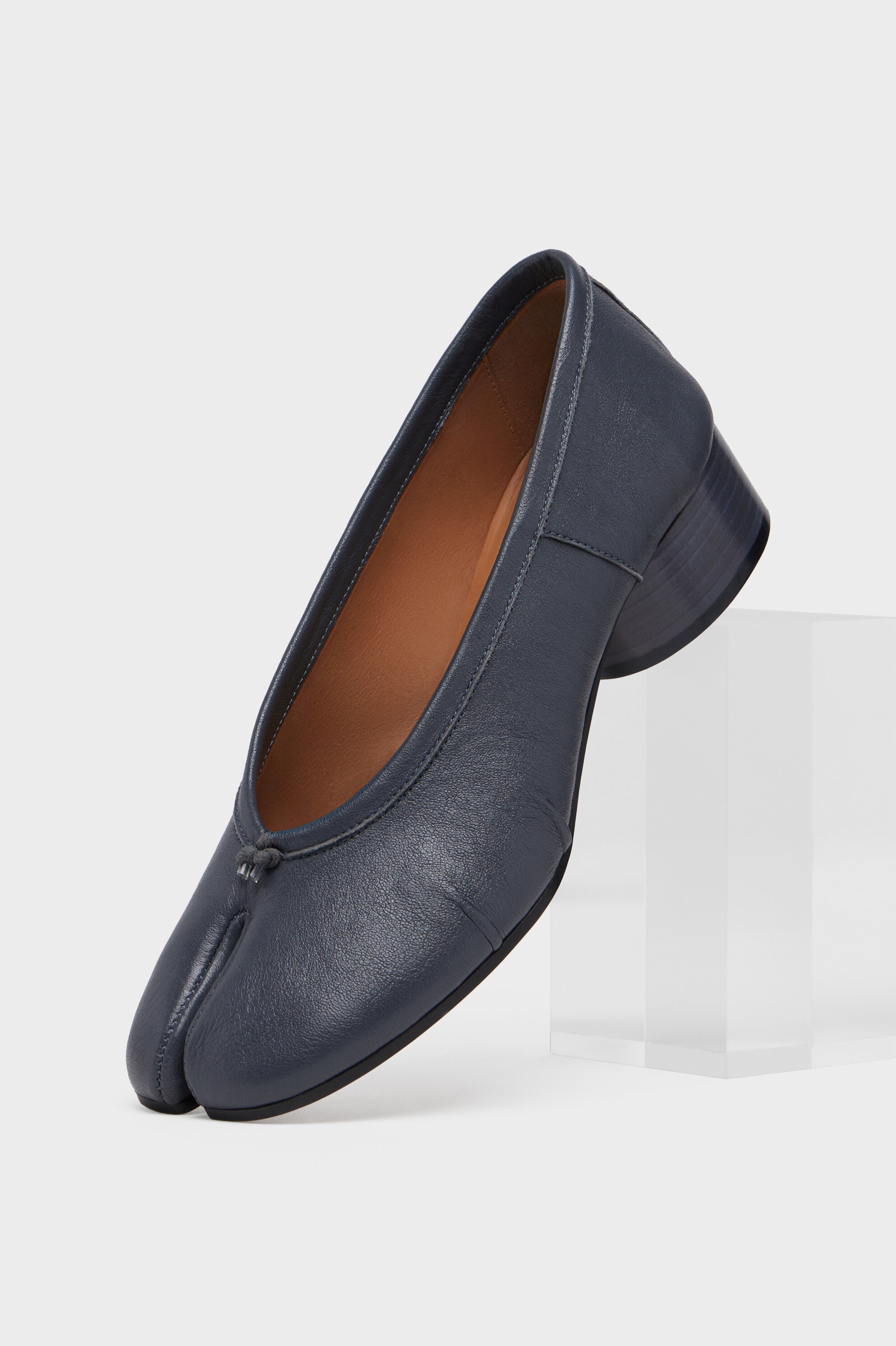 Corvina Ballerina con Tacco Basso - Grigio