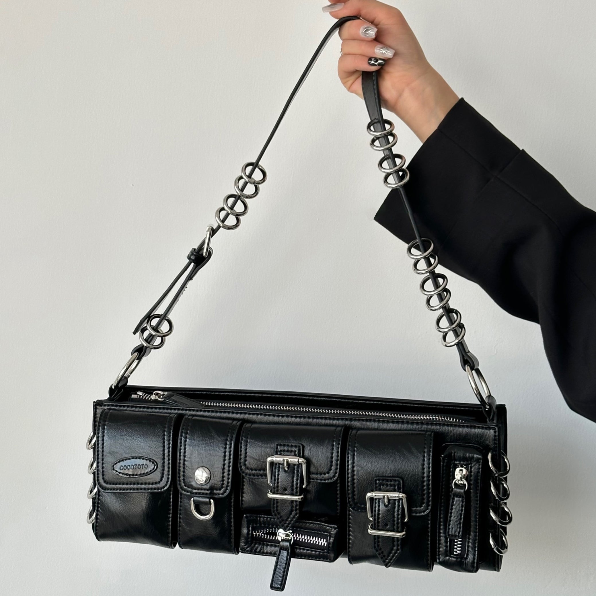 Anelara Borsa ad Anello