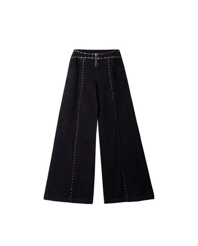 Jeans con borchie
